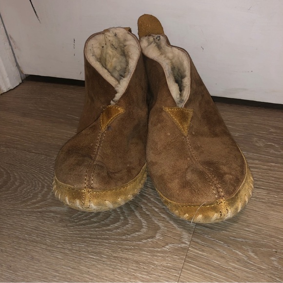 Ll bean ladies slippers size 9 - Picture 2 of 9